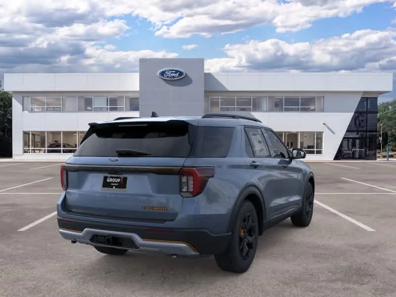 New 2026 Vapor Blue Metallic Ford Tremor image 8