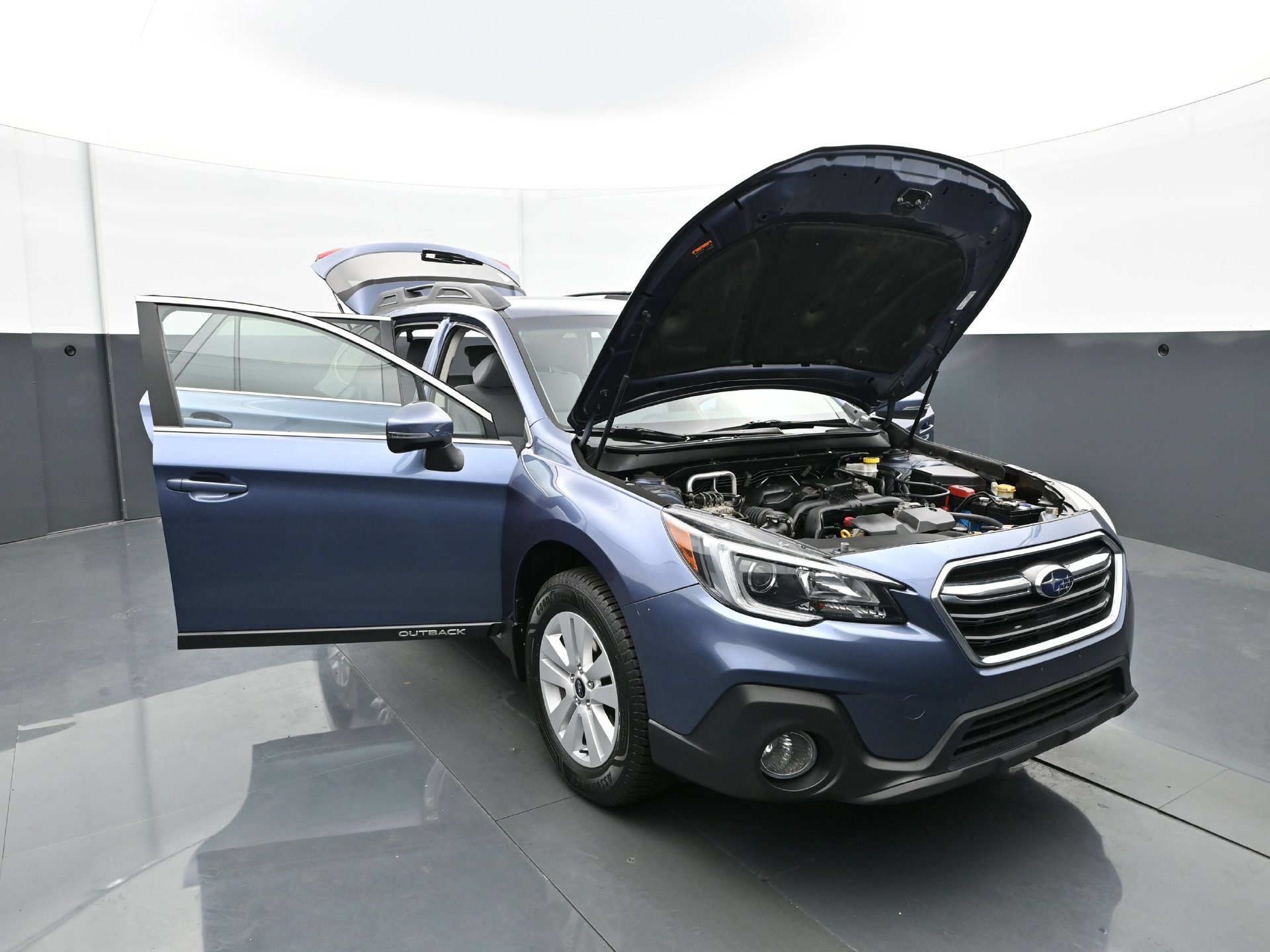 Used 2018 Twilight Blue Metallic Subaru 2.5i Premium image 44