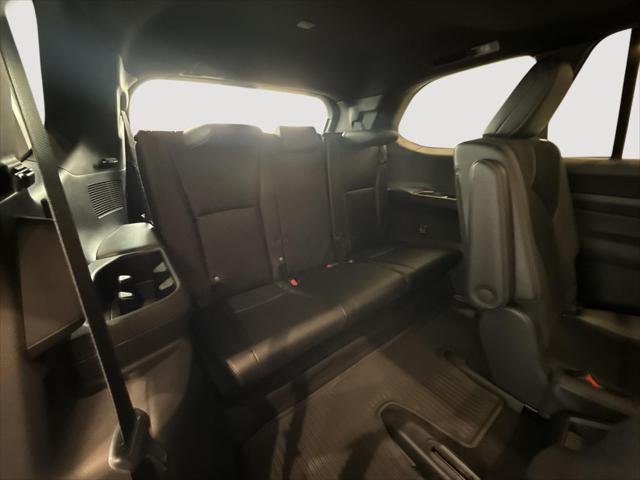 Certified Used 2026 PLATINUM WHITE PEARL MC. Toyota  image 19