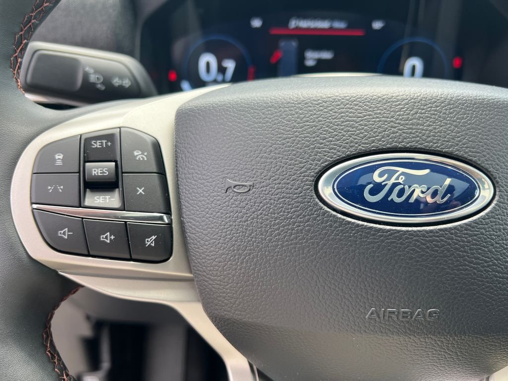 New 2026 Vapor Blue Metallic Ford Active image 33