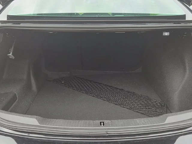 Used 2017 BLACK OYNX Buick Essence image 11