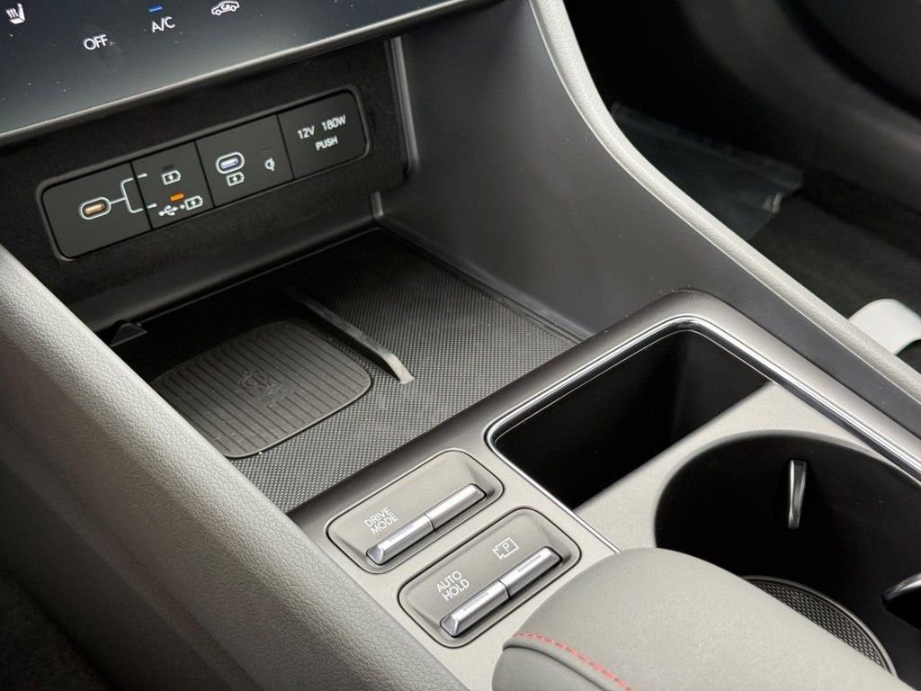 2025 Hyundai Sonata N Line - Photo 38