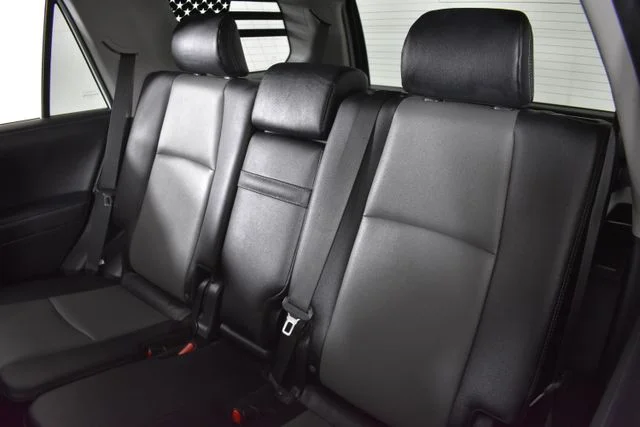 Used 2022 White Toyota SR5 Premium image 17