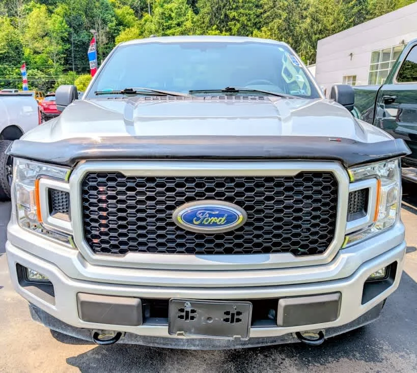 Used 2018 Ingot Silver Metallic Ford XL image 2