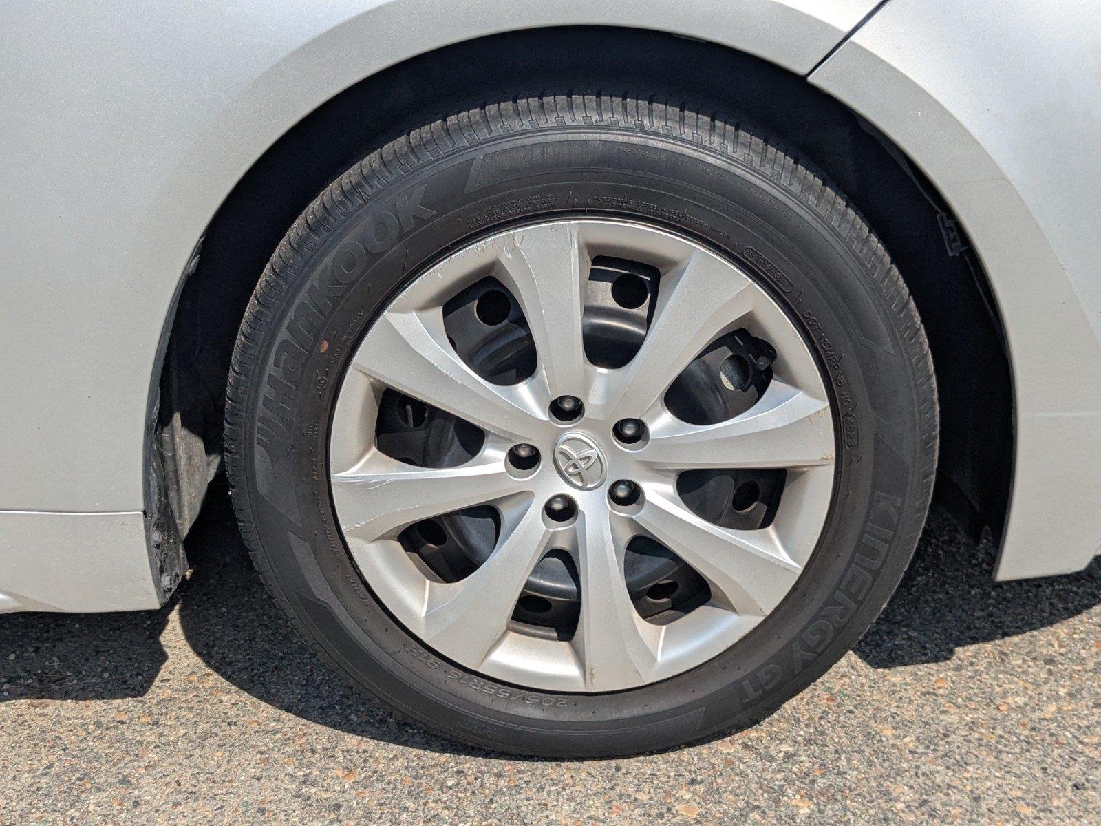 Used 2024  Toyota LE image 10