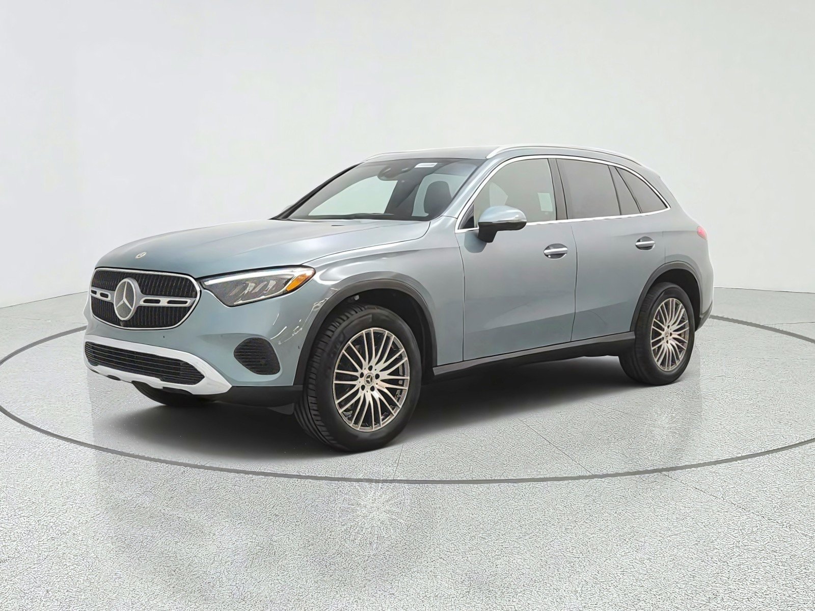 New 2026 Verde Silver Metallic Mercedes-Benz GLC 300 4MATIC® SUV image 1