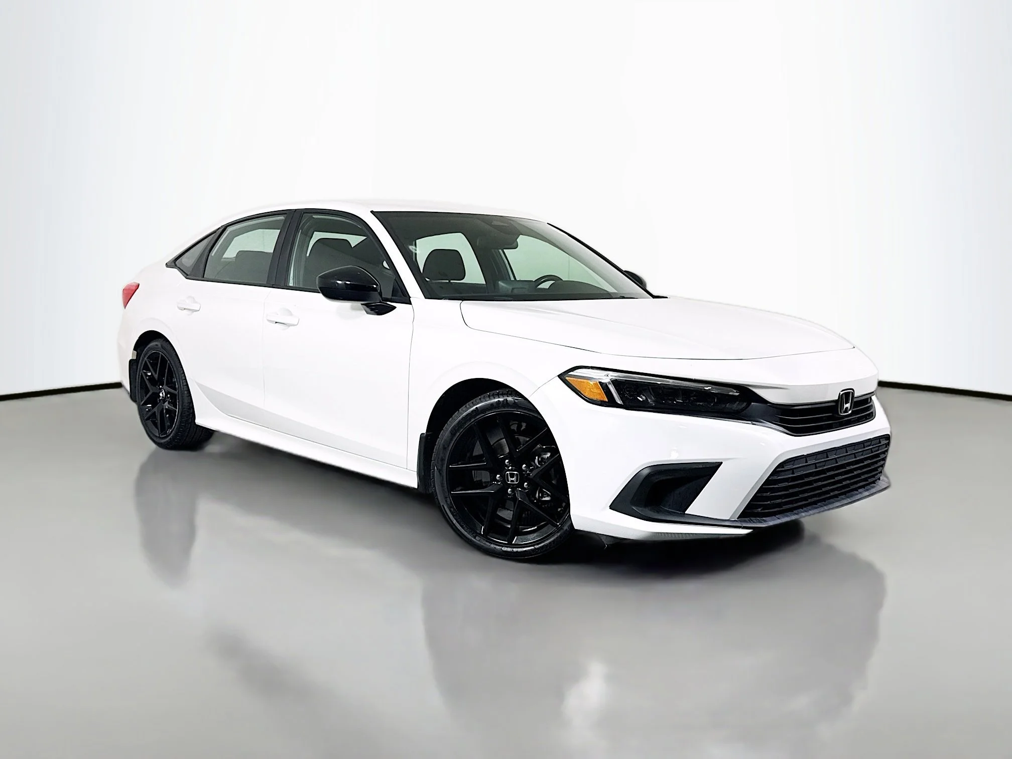 Used 2023 Platinum White Pearl Honda Sport image 1