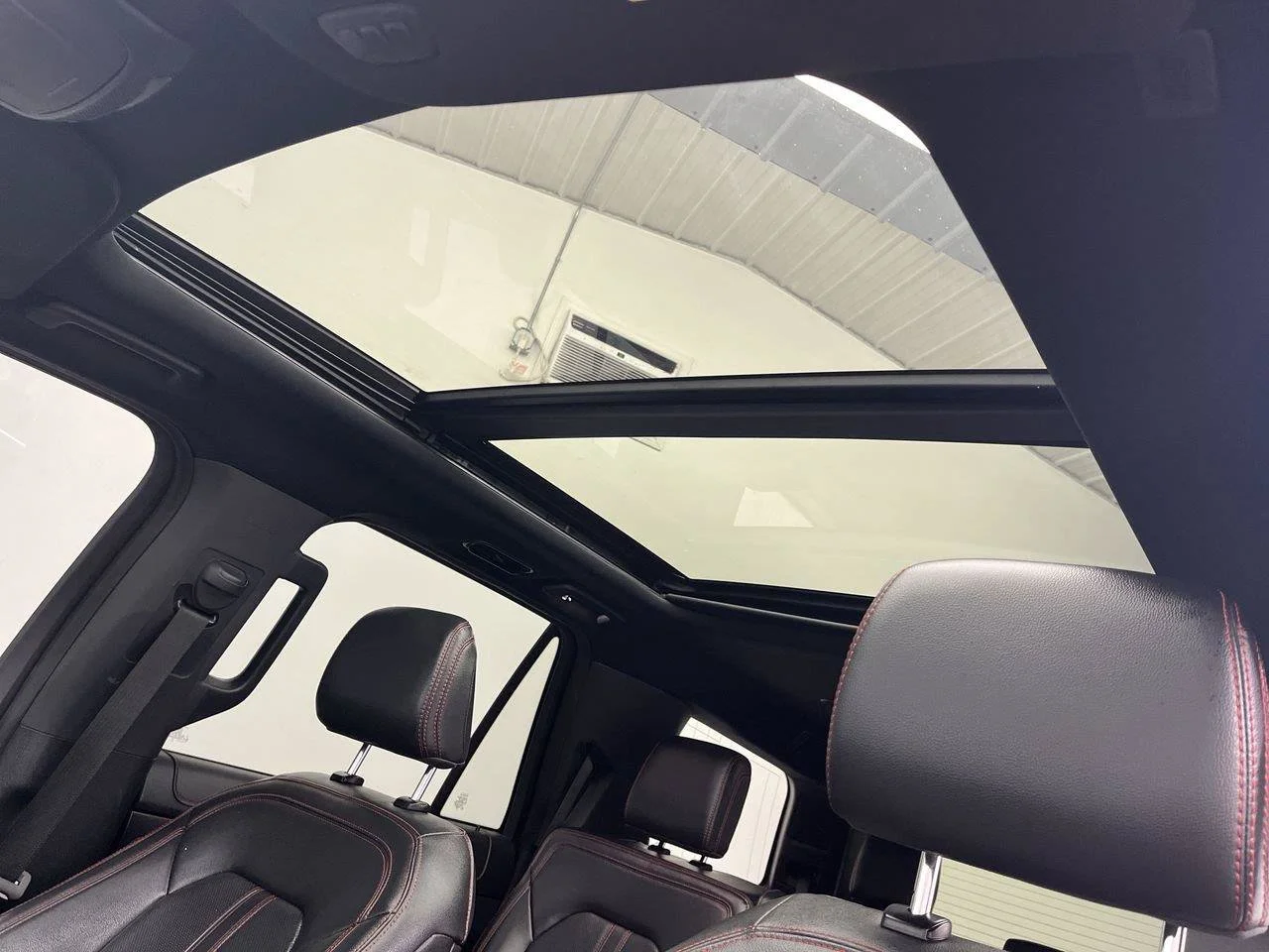 Used 2022 Black Ford Limited image 7