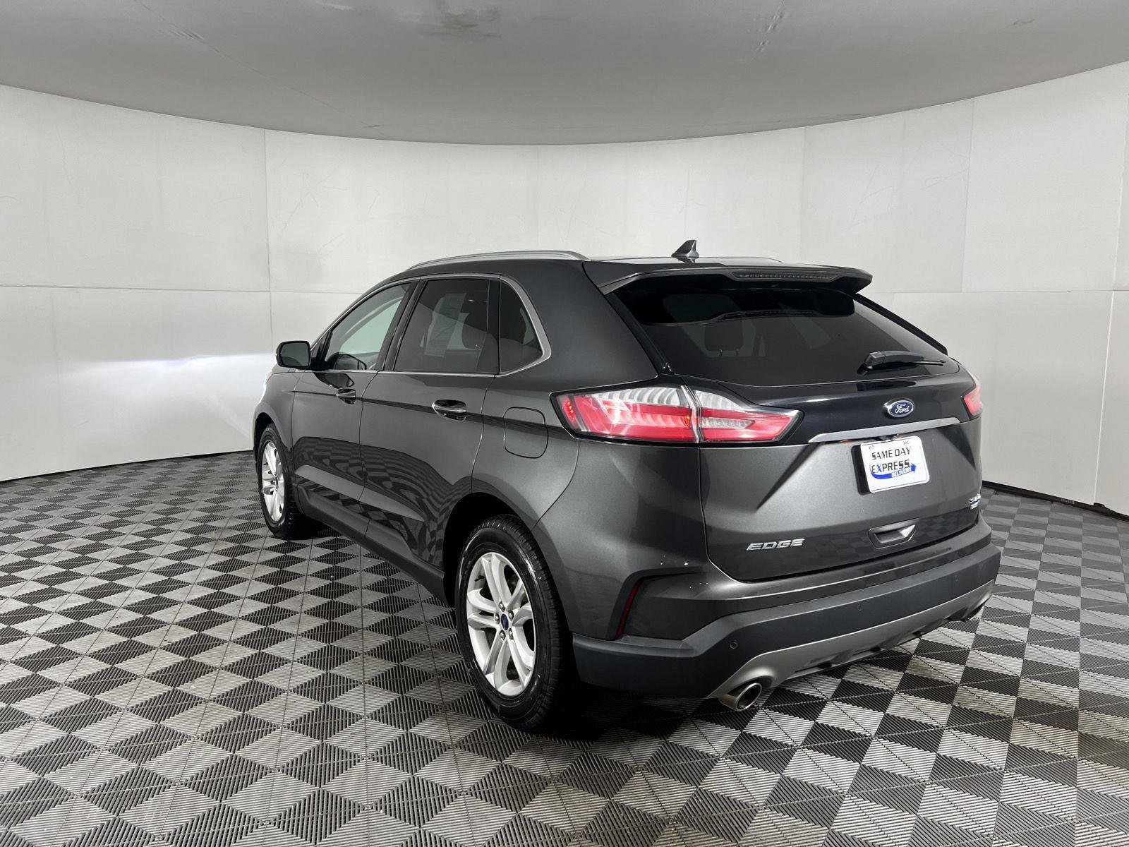 Used 2019 Magnetic Ford SEL image 47