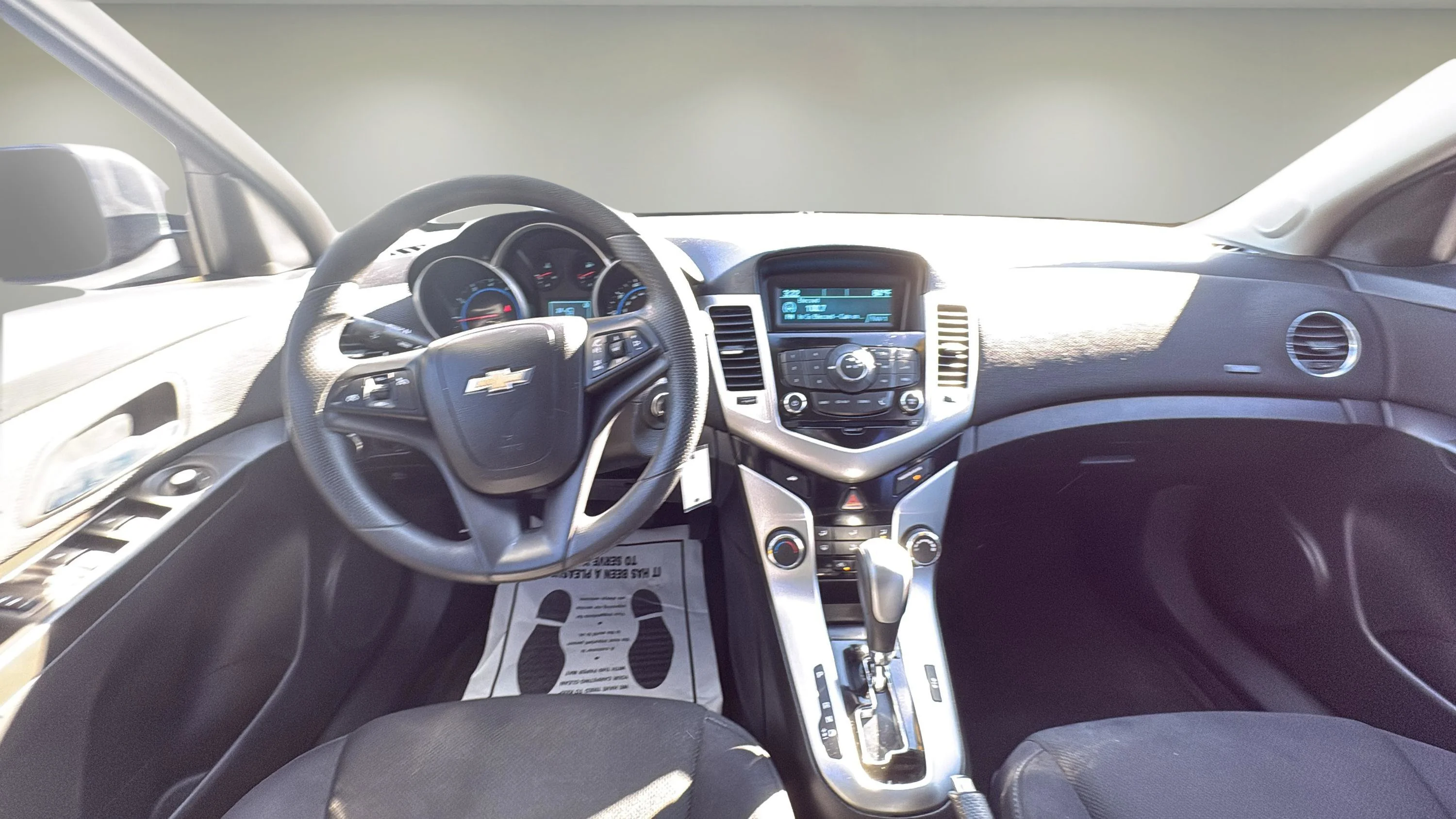 Used 2015 Tungsten Metallic Chevrolet LT image 9