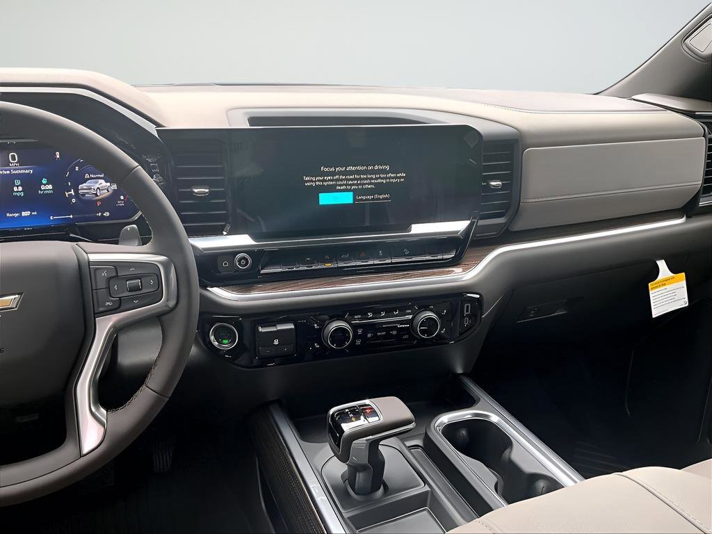 New 2026 Chevrolet Silverado 1500 LT 4D Crew Cab