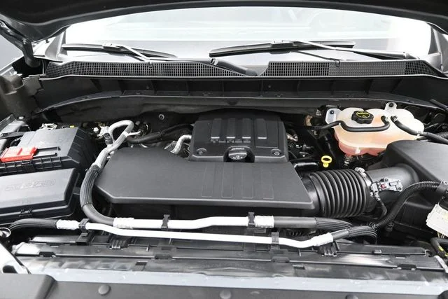 Used 2024 Gray Chevrolet LT image 34
