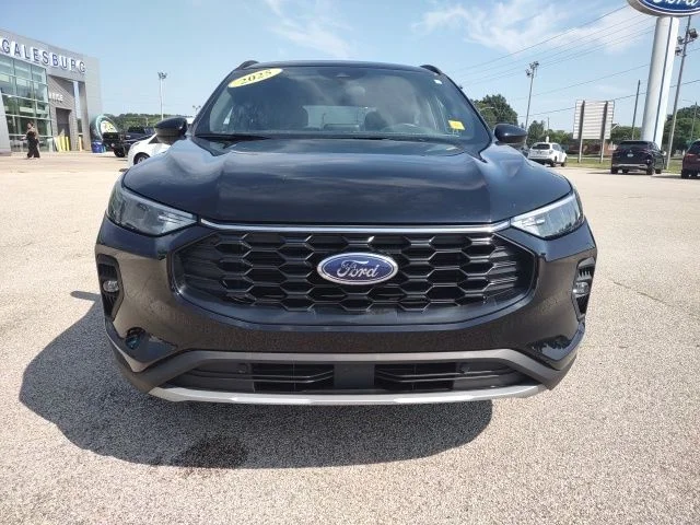 Certified Used 2025 Black Metallic Ford ST-Line Select image 9