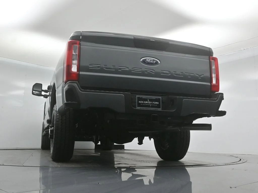 New 2026 Gray Ford XL image 43