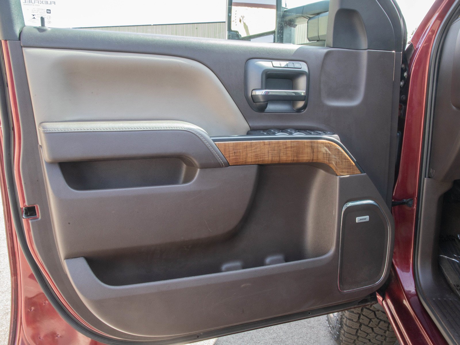 Used 2016 Crimson Red Tintcoat GMC SLT image 18