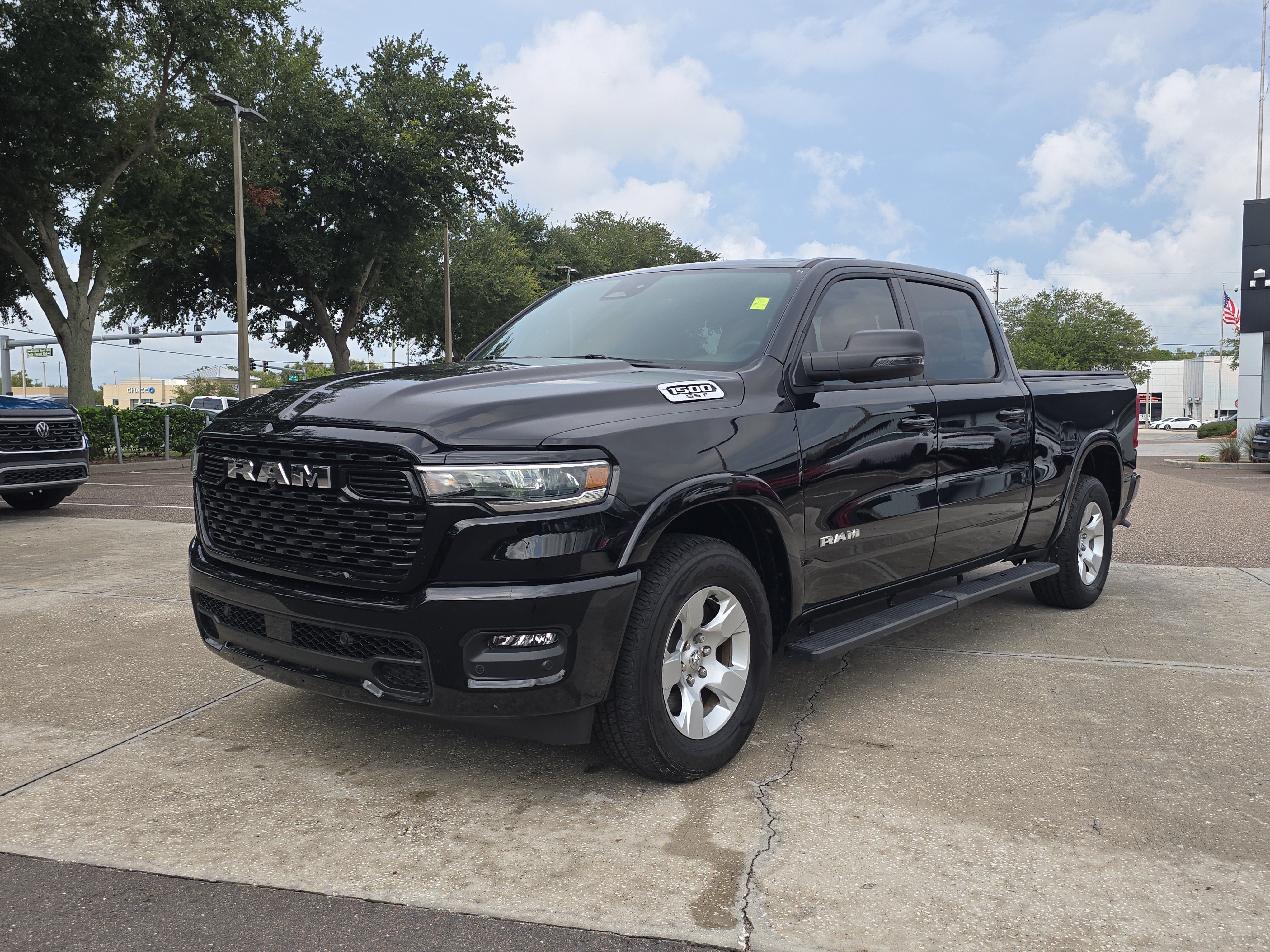 Used 2025 Diamond Black Crystal Pearlcoat Ram Big Horn image 4
