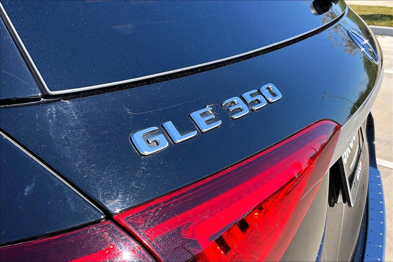 Used 2020 Black Mercedes-Benz GLE 350 image 28