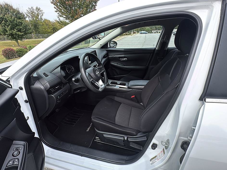 Used 2025 Fresh Powder Nissan SV image 13
