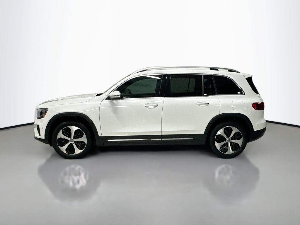 Used 2026 White Mercedes-Benz GLB 250 image 2