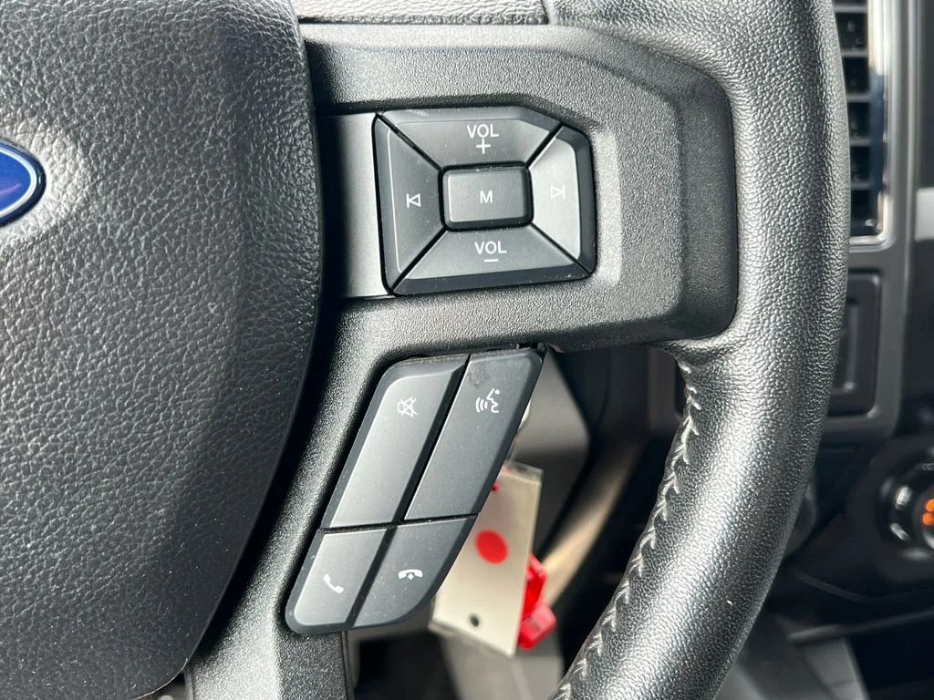 Used 2019 Black Ford XLT image 21