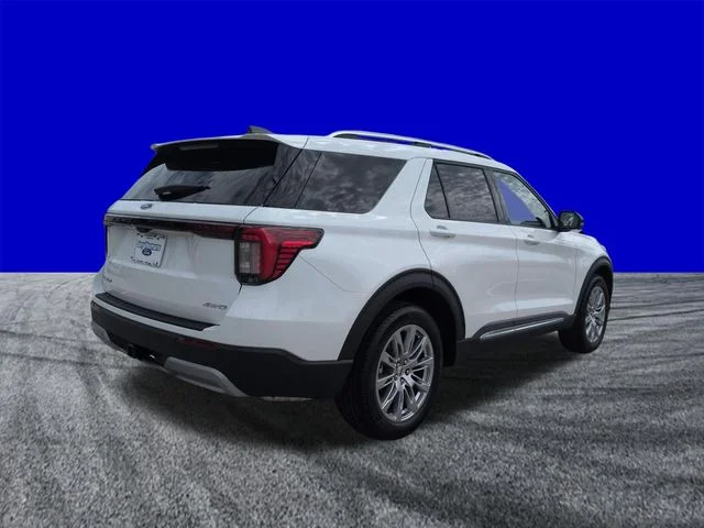 New 2026 Star White Metallic Tri-Coat Ford Platinum™ image 4