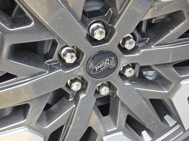 New 2027 Dark Matter Gray Metallic Ford MAX Platinum image 17
