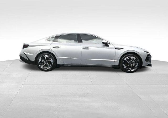 New 2026 Silver Hyundai SEL Sport image 37