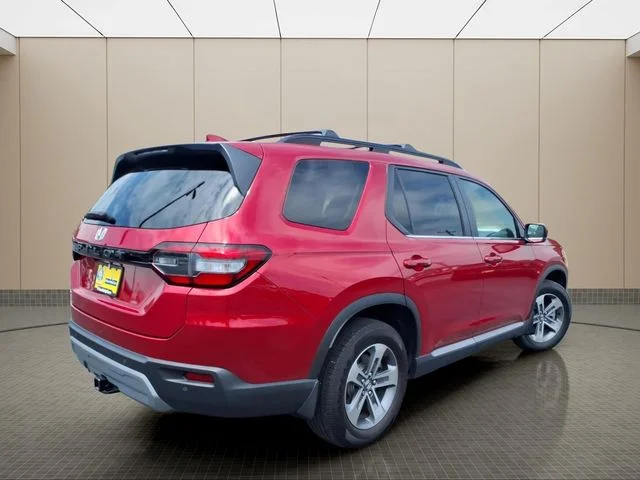 Used 2025 Red Honda EX-L image 8