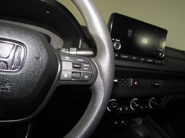 Certified Used 2025 Meteorite Honda SE image 6