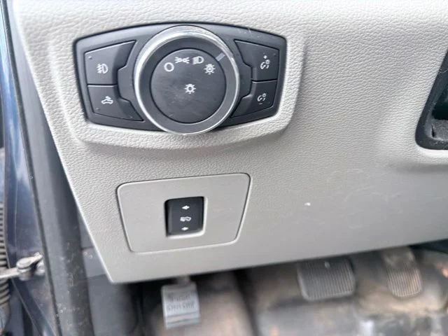 Used 2015 Blue Ford XLT image 16