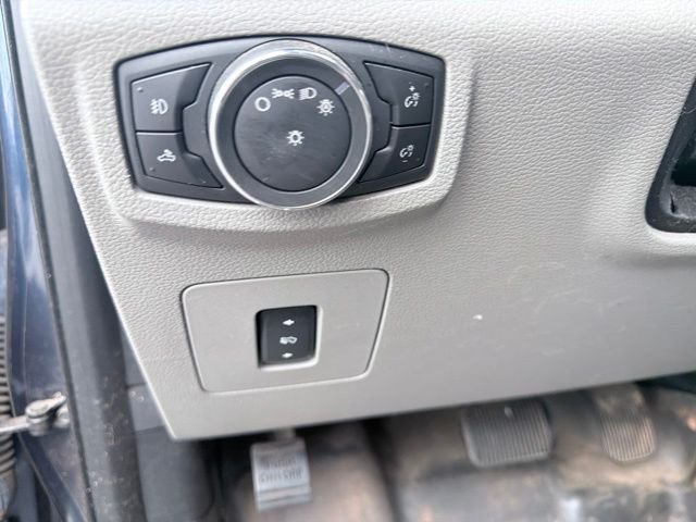 Used 2015 Blue Ford XLT image 16