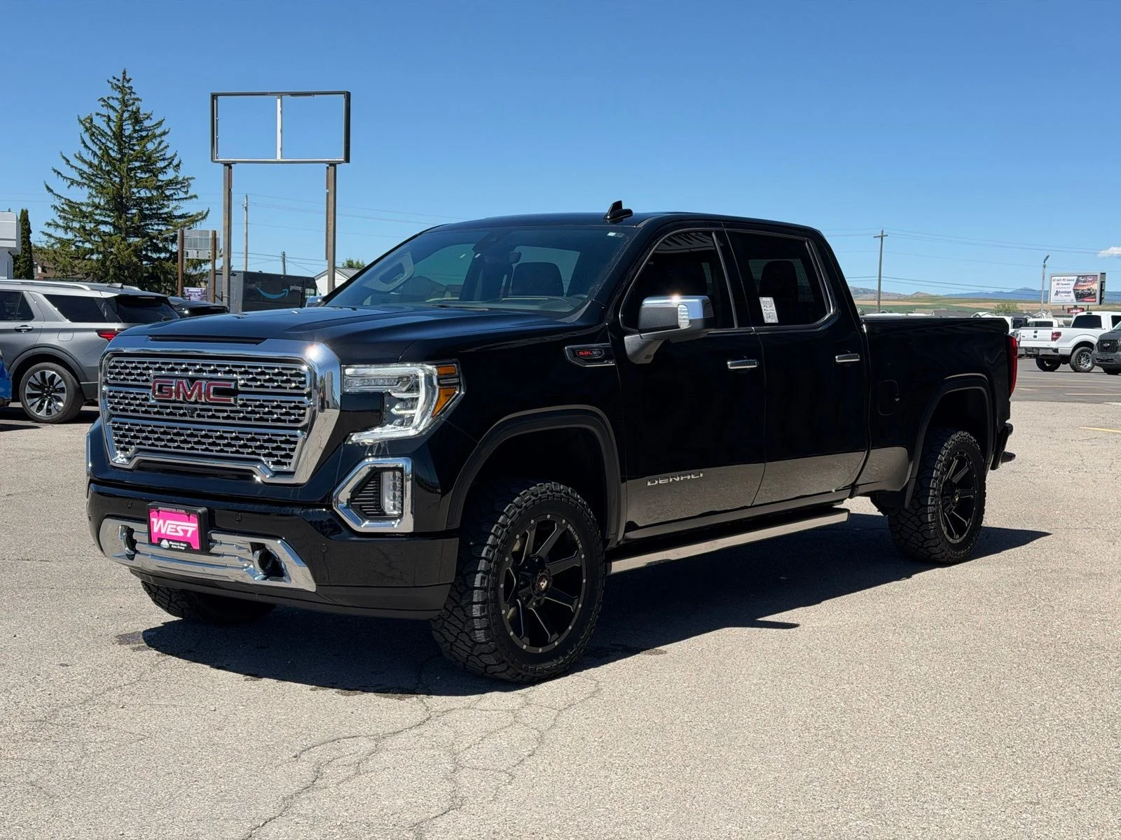 Used 2021 Black GMC Denali image 5