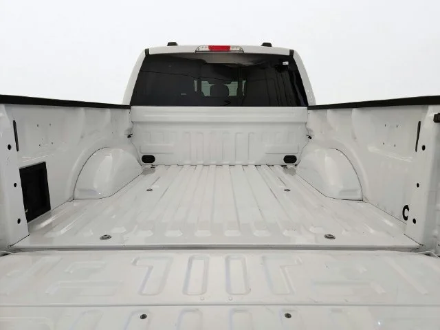 Certified Used 2023 Oxford White Ford XLT image 23