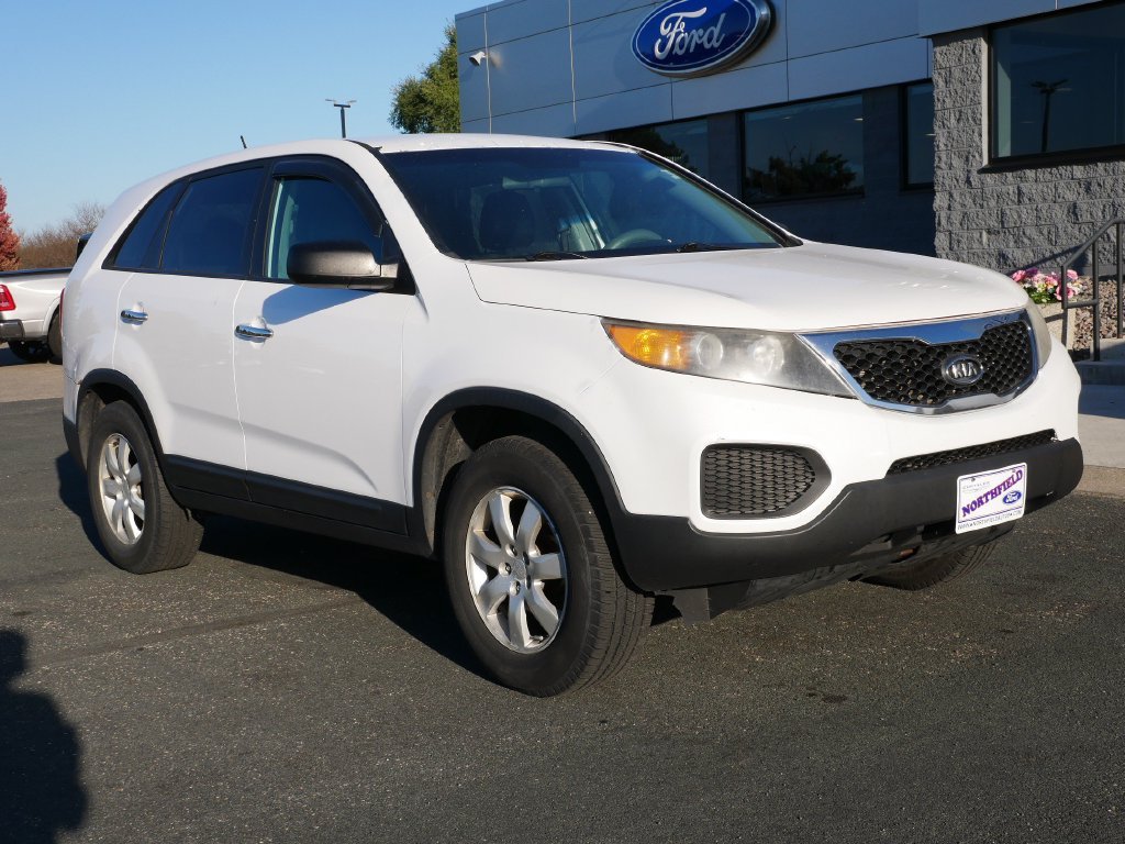 Used 2011 Kia Sorento LX with VIN 5XYKT3A10BG014924 for sale in Northfield, Minnesota