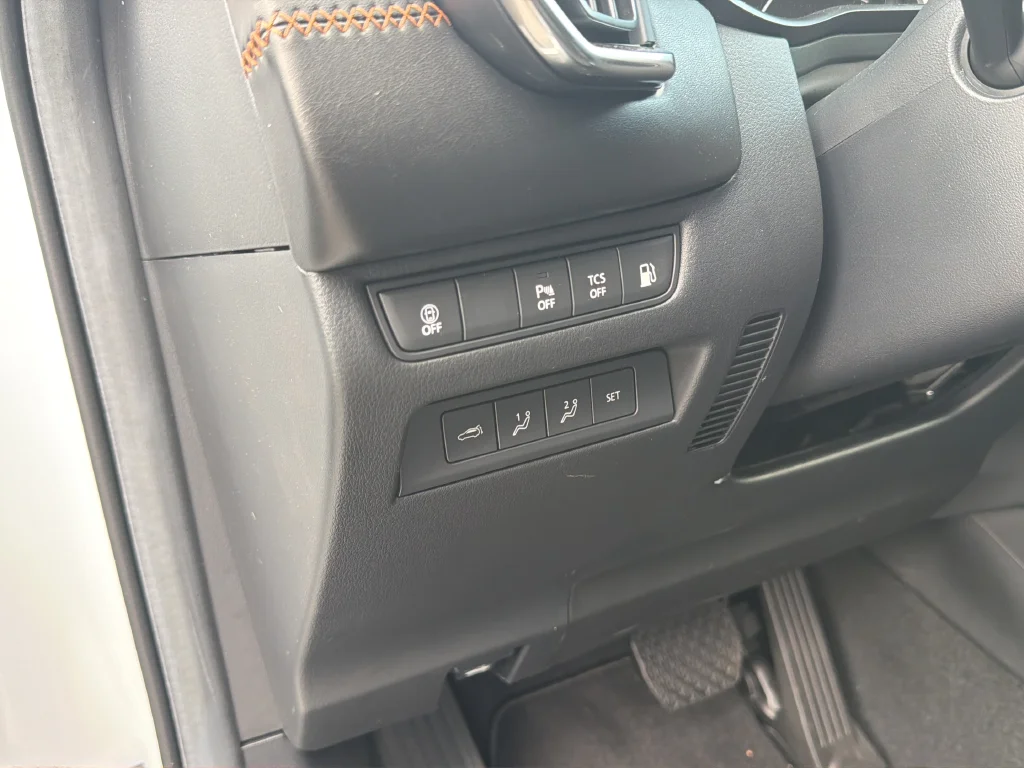 2026 Mazda CX-50 Premium Plus - Photo 11