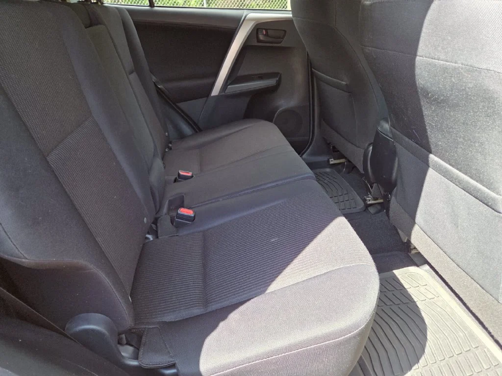 Used 2016 Gray Toyota LE image 17