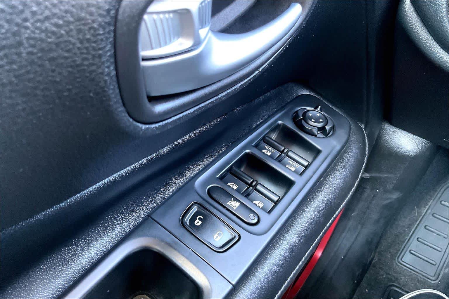 Used 2016 Colorado Red Jeep Trailhawk image 35