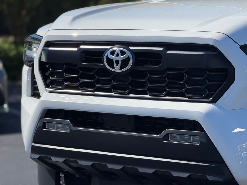 2025 Toyota Tacoma TRD Off Road - Photo 6