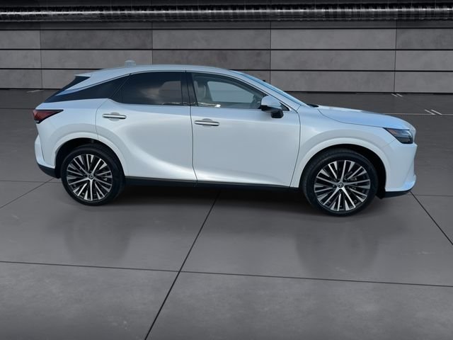 Certified Used 2024 EMINENT WHITE PEARL Lexus 350h Premium Plus image 9