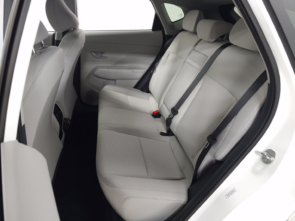 2024 Hyundai Kona EV SEL - Photo 31
