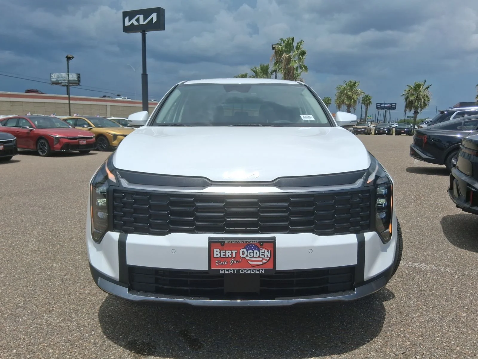 New 2026 White Kia LX image 2