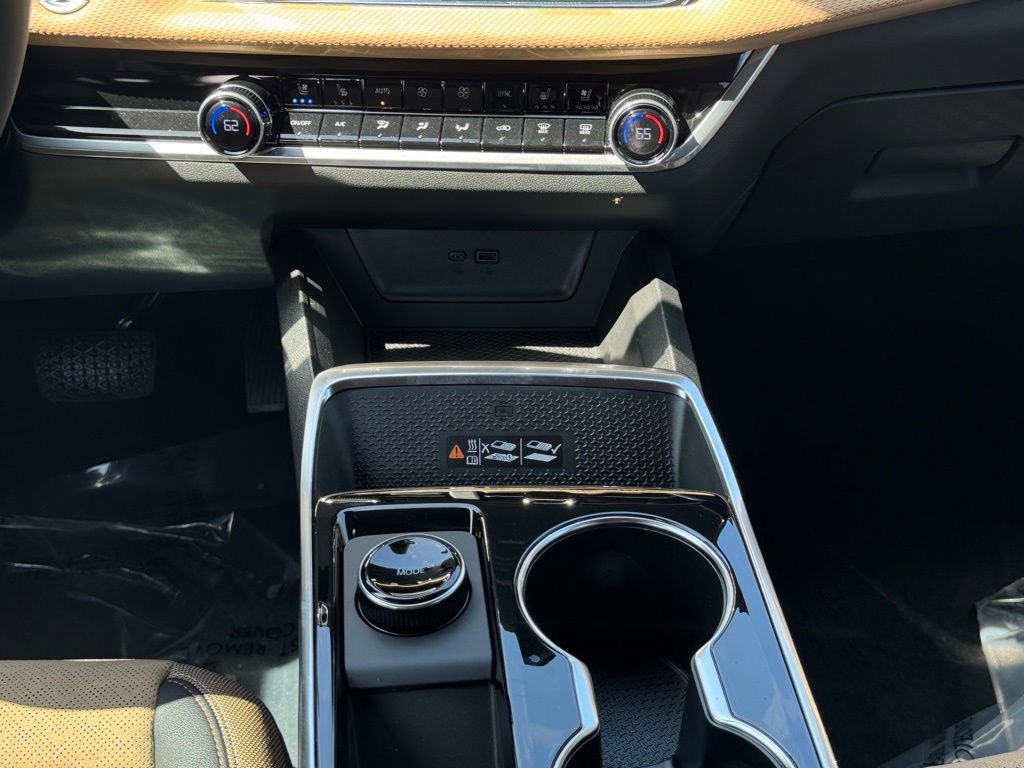 2025 Chevrolet Equinox ACTIV - Photo 21