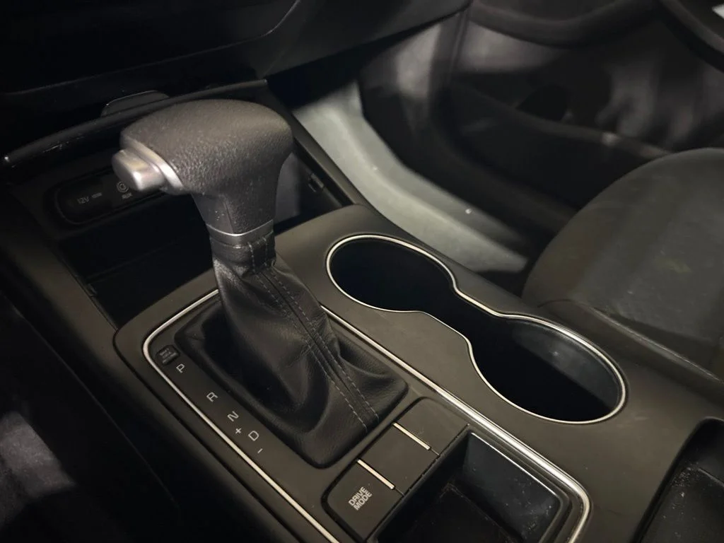 Used 2020 Black Kia LX image 20