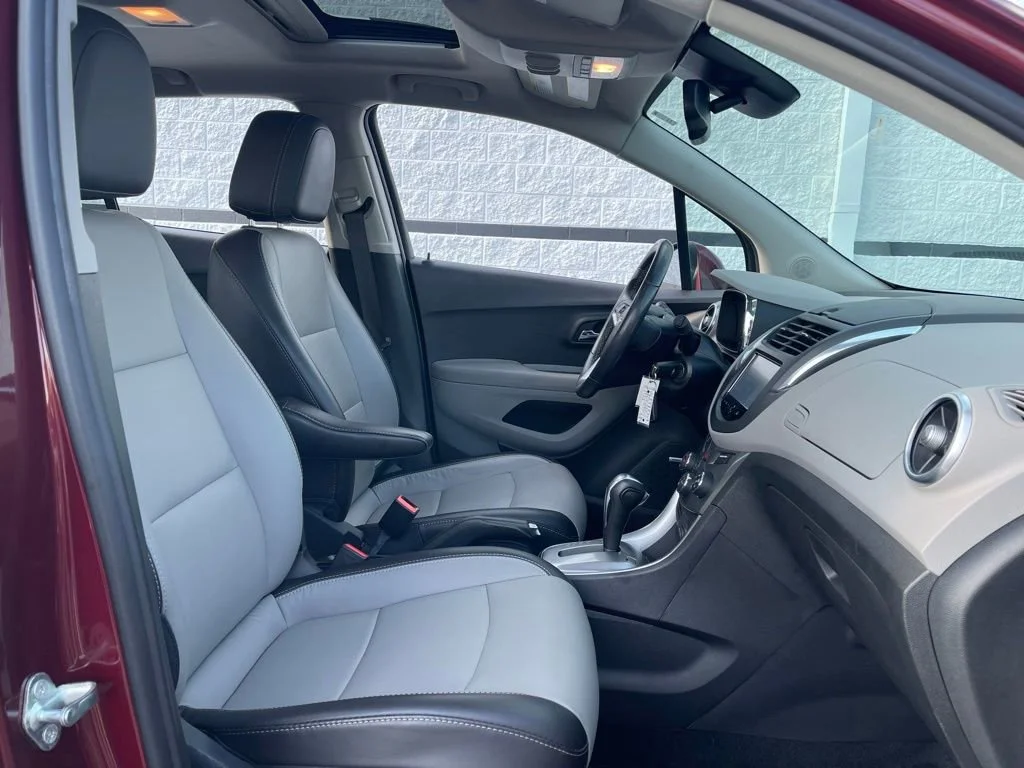 Used 2016 CRIMSON METALLIC Chevrolet LTZ image 30