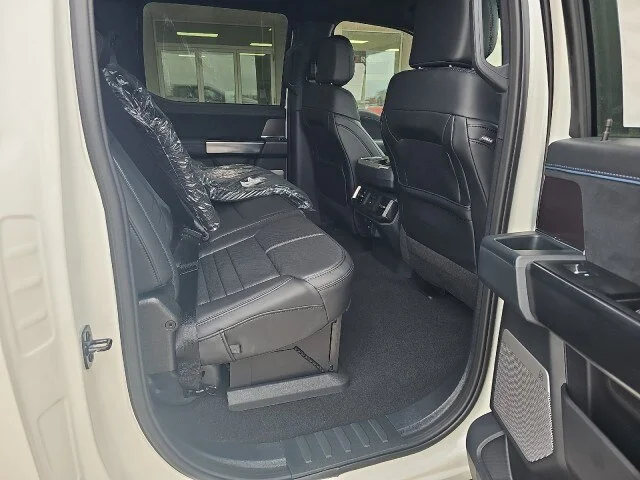 New 2025 Star White Metallic Tri-Coat Ford Platinum® image 39