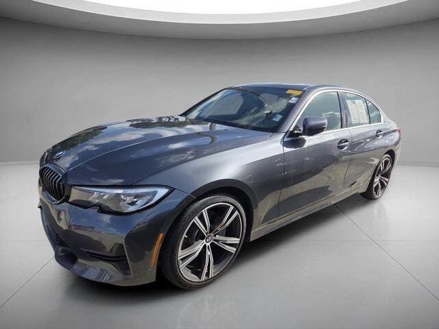 2020 BMW 3 Series 330i Sedan's photo