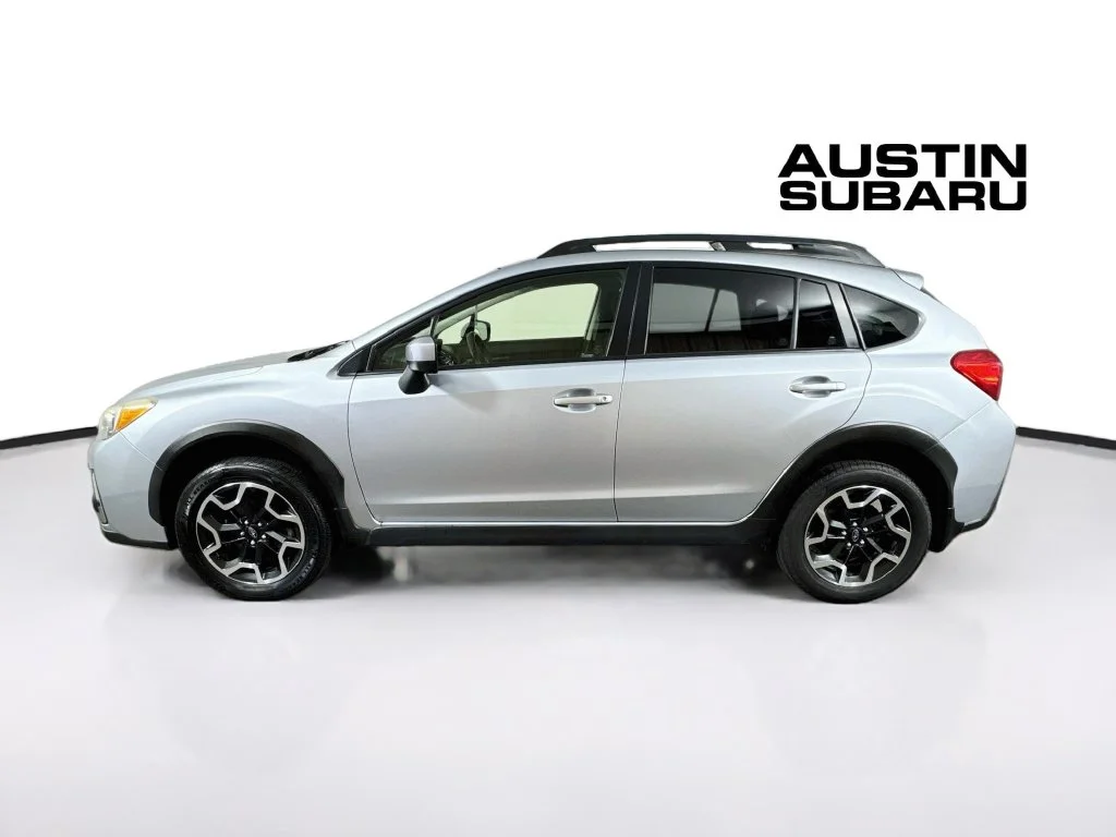Used 2017 Silver Subaru 2.0i Premium image 4