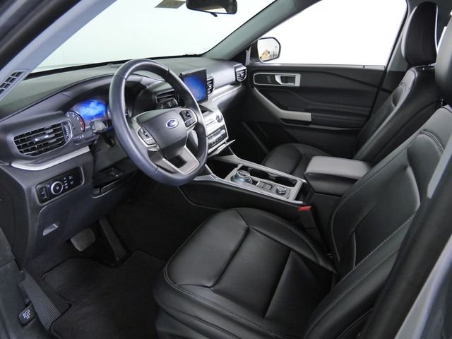 Certified Used 2024 Silver Ford XLT image 19