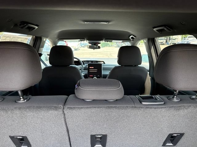 New 2027 Summit White GMC Elevation image 25