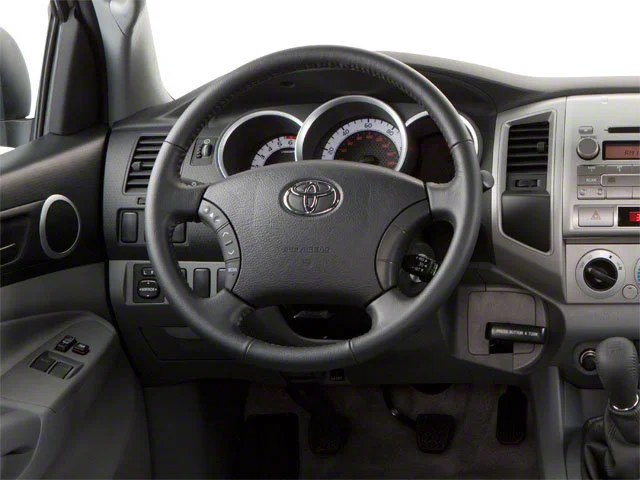 Used 2010 Silver Toyota  image 6